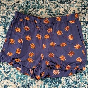 Madewell navy and gold floral viscose women’s medium shorts 3” inseam